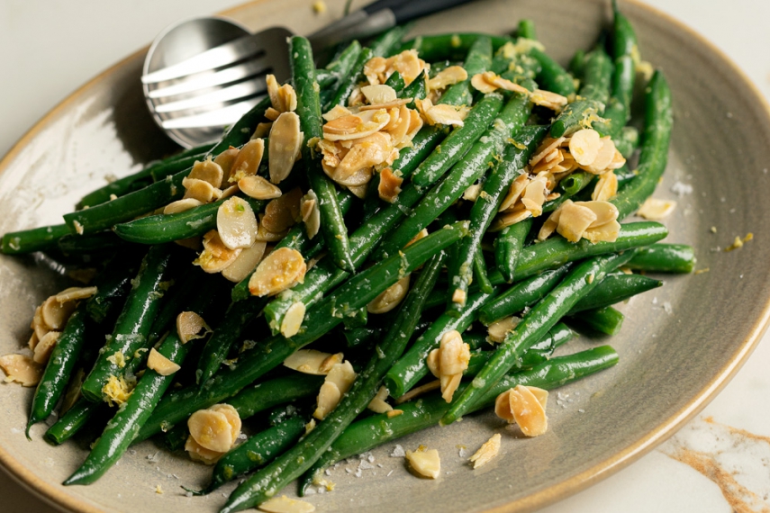 Green+Beans+with+Almonds%2C+Lemon+%26+Parmesan++%7C++Gather+%26+Feast