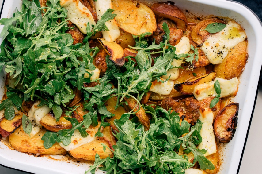 One-Pan+Smokey+Baked+Chicken+with+Halloumi+%26+Peaches++%7C++Gather+%26+Feast
