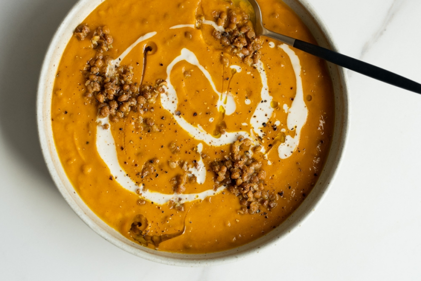 Pumpkin%2C+Sweet+Potato+%26+Lentil+Soup+topped+with+Garlicky+Olive+Oil+Lentils++%7C++Gather+%26+Feast