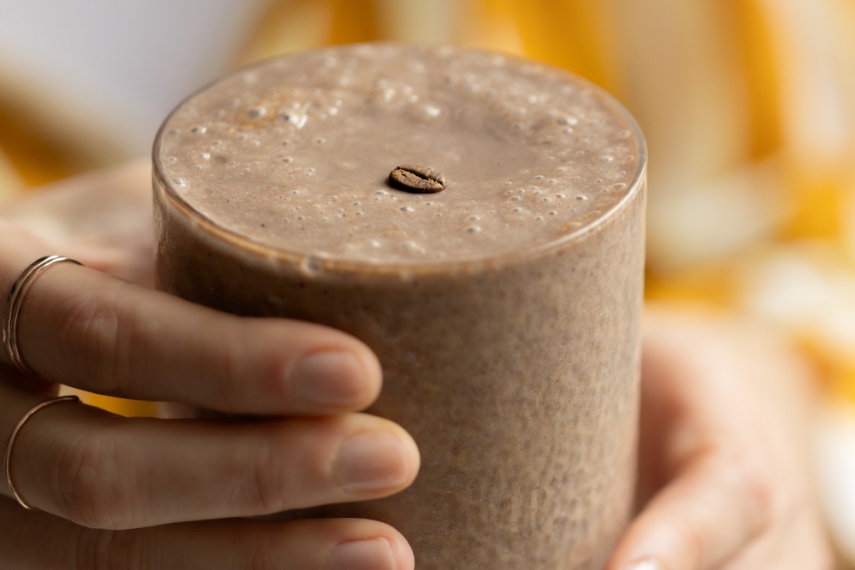 Spiced+Banana%2C+Date+%26+Espresso+Smoothie+%7C+Gather+%26+Feast