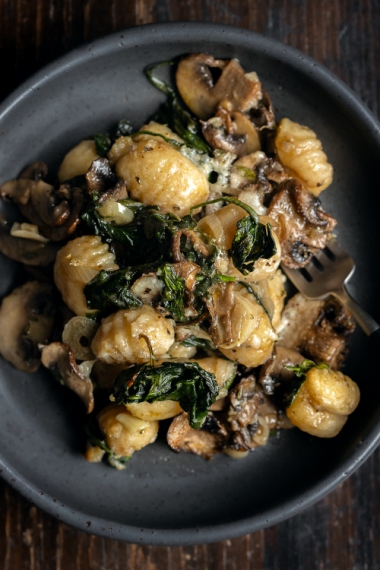 Roast+Mushroom+Gnocchi+Tray+Bake+%7C+Gather+%26+Feast