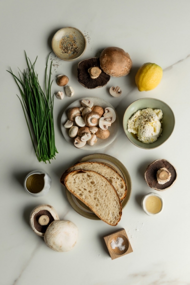 Roasted+Tangy+Mushrooms+on+Toast+with+Ricotta+%26+a+Chunky+Chive+Oil+%7C+Gather+%26+Feast