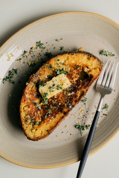 Savoury+Thyme%2C+Sage+%26+Parmesan+French+Toast++%7C++Gather+%26+Feast
