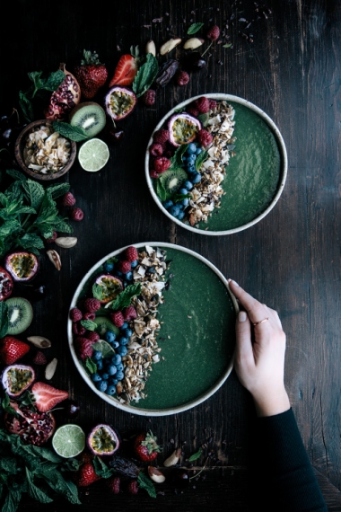 Super+Green+Smoothie+Bowl++%7C++Gather+%26+Feast