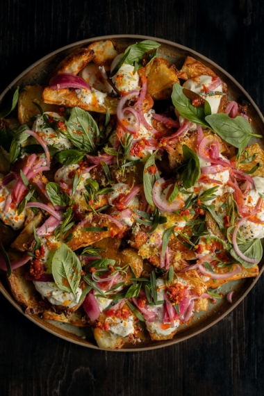 Crispy+Smashed+Potatoes+%26+Halloumi+with+Sour+Cream%2C+Italian+Chili+%26+Fresh+Herbs+%7C+Gather+%26+Feast