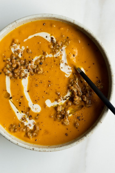 Pumpkin%2C+Sweet+Potato+%26+Lentil+Soup+topped+with+Garlicky+Olive+Oil+Lentils++%7C++Gather+%26+Feast