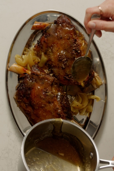 Fennel+Seed+%26+White+Wine+Slow-Cooked+Lamb+Shoulder+with+Garlic+Honey+%7C+Gather+%26+Feast