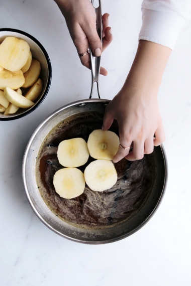 Spelt+%26+Maple+Apple+Tarte+Tatin++%7C++Gather+%26+Feast