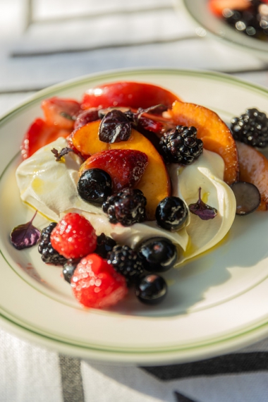 Extra+Virgin+Olive+Oil+and+Vanilla+Marinated+Fresh+Fruit+%7C+Gather+%26+Feast