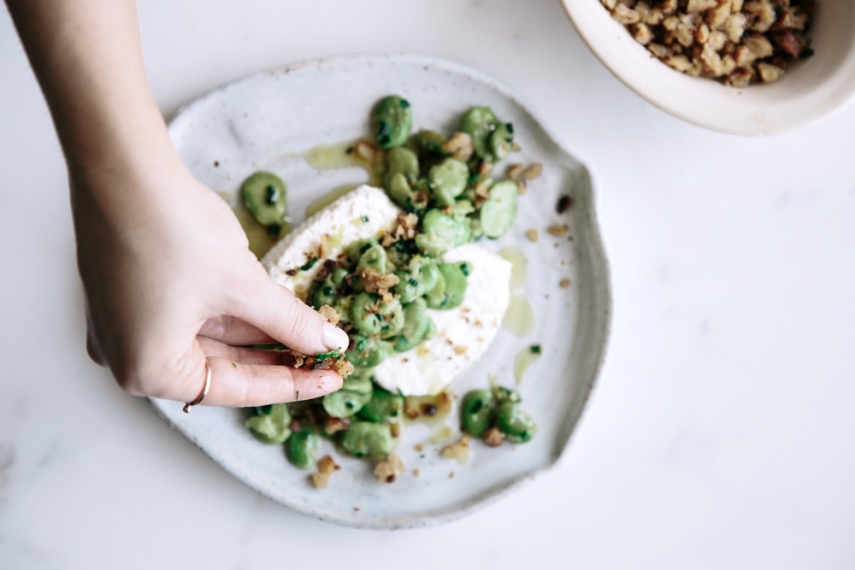 Fresh+Ricotta+with+Broad+Beans+%26+Rye+Sourdough+Breadcrumbs++%7C++Gather+%26+Feast