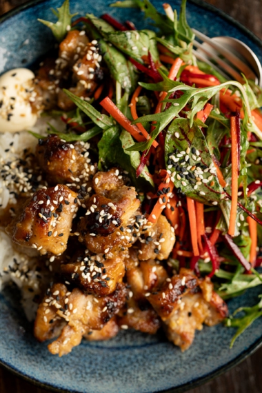 Miso+Garlic+Chicken+with+a+Carrot%2C+Beet%2C+%26+Toasted+Sesame+Seed+Salad+%7C+Gather+%26+Feast