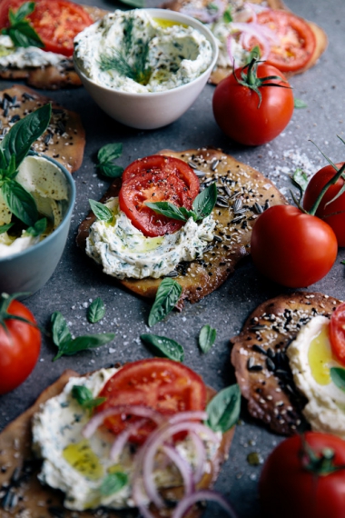 Seedy+Buckwheat+Flatbreads+with+Herby+Philly+Cream+Cheese+%26+Fresh+Tomato++%7C++Gather+%26+Feast