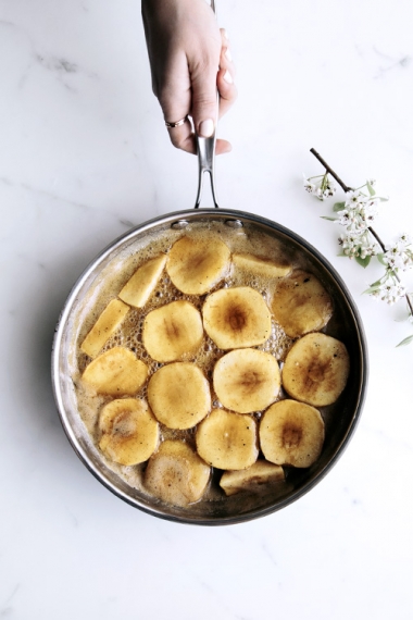 Spelt+%26+Maple+Apple+Tarte+Tatin++%7C++Gather+%26+Feast